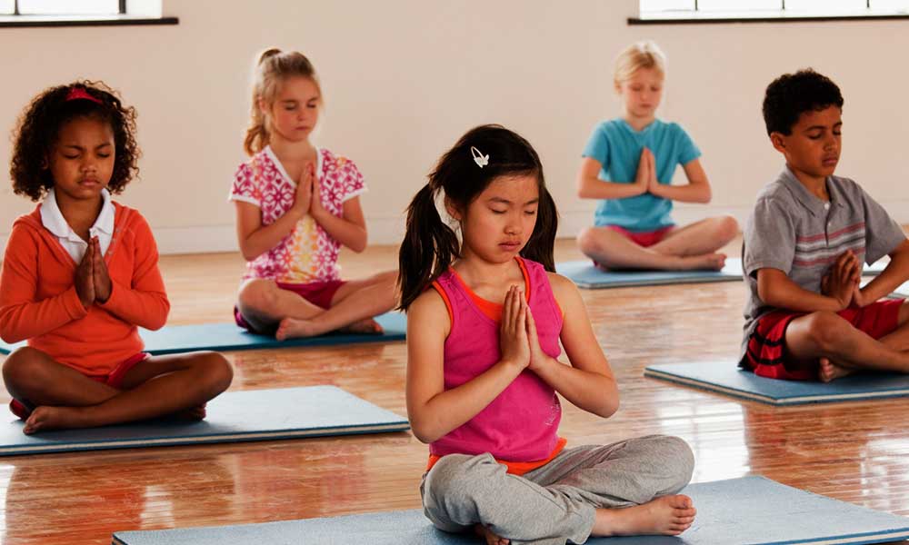 yoga-in-school