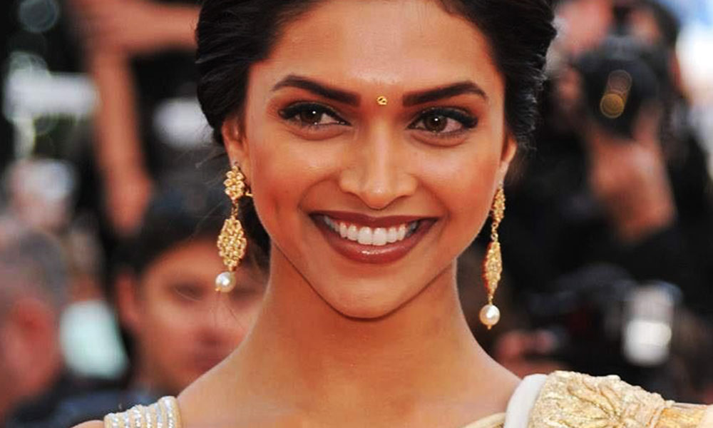 deepika-padukone-in-saree