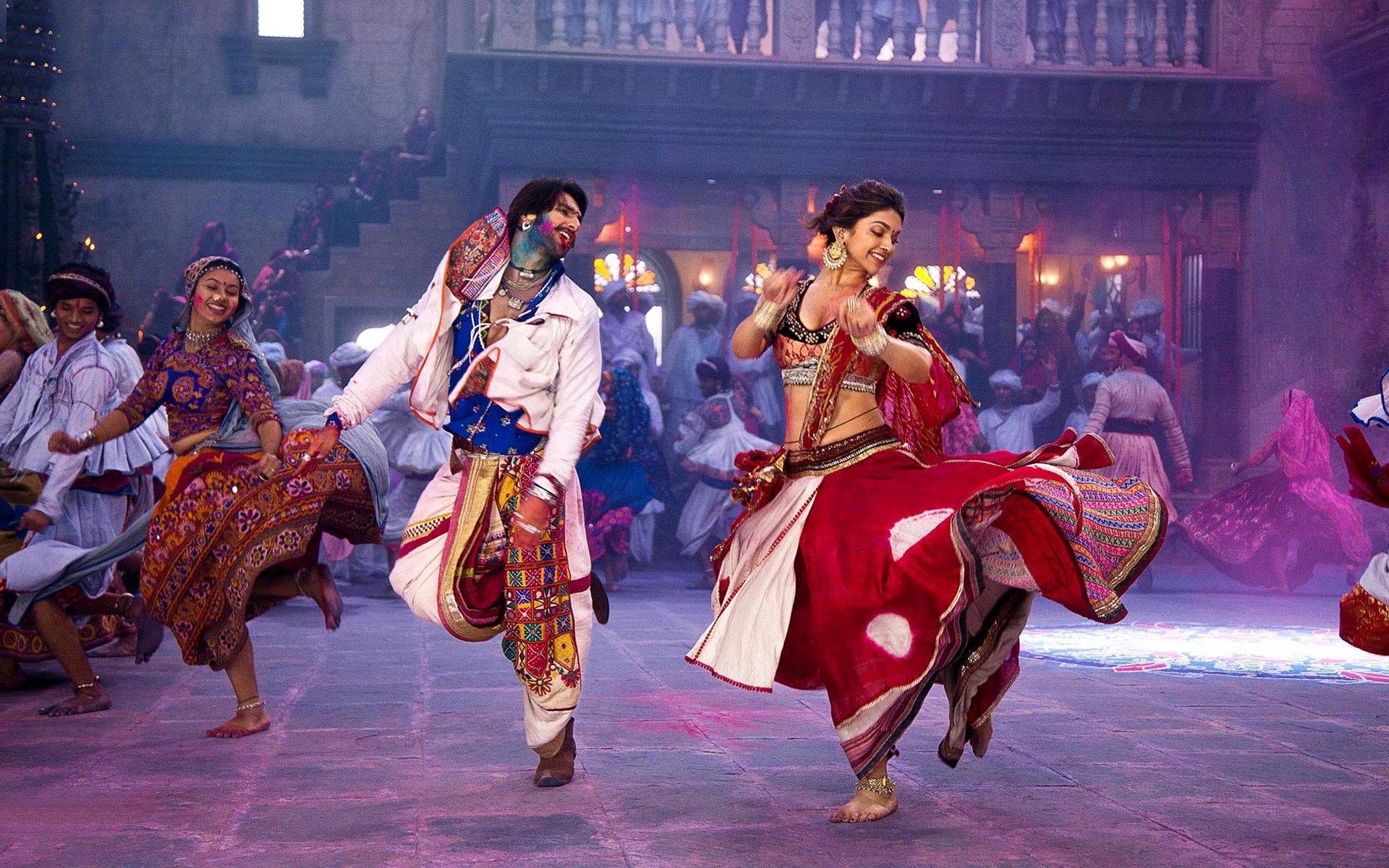 Navratri-dance-garba