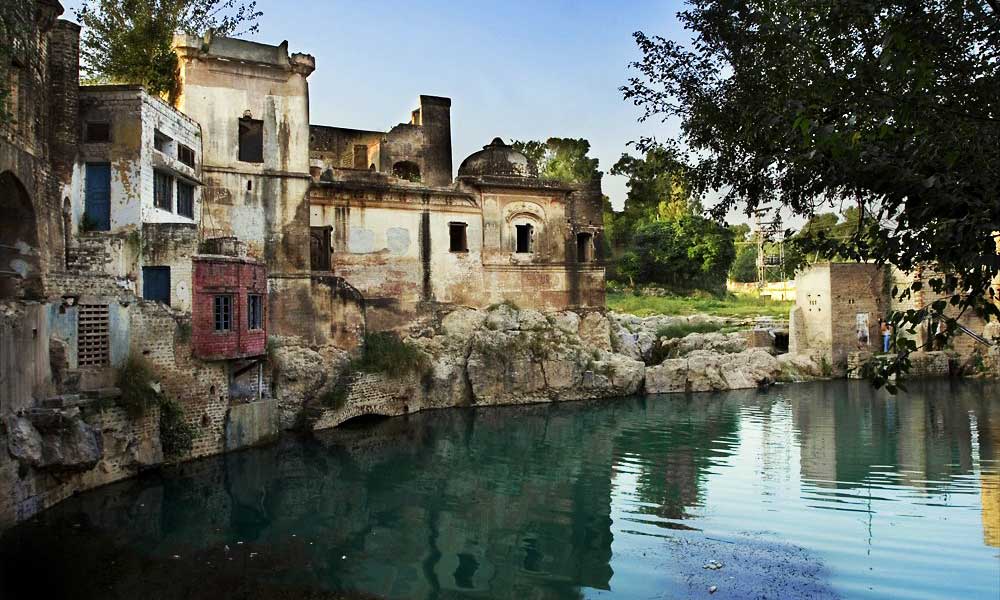 Shiv Mandir In Pakistan