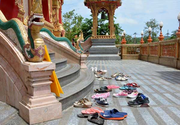 shoes-outside-temple
