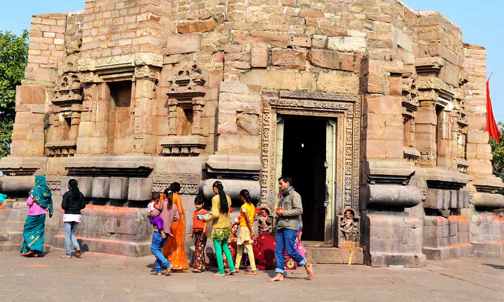 बिना जीव हत्या के दी जाती है बलि