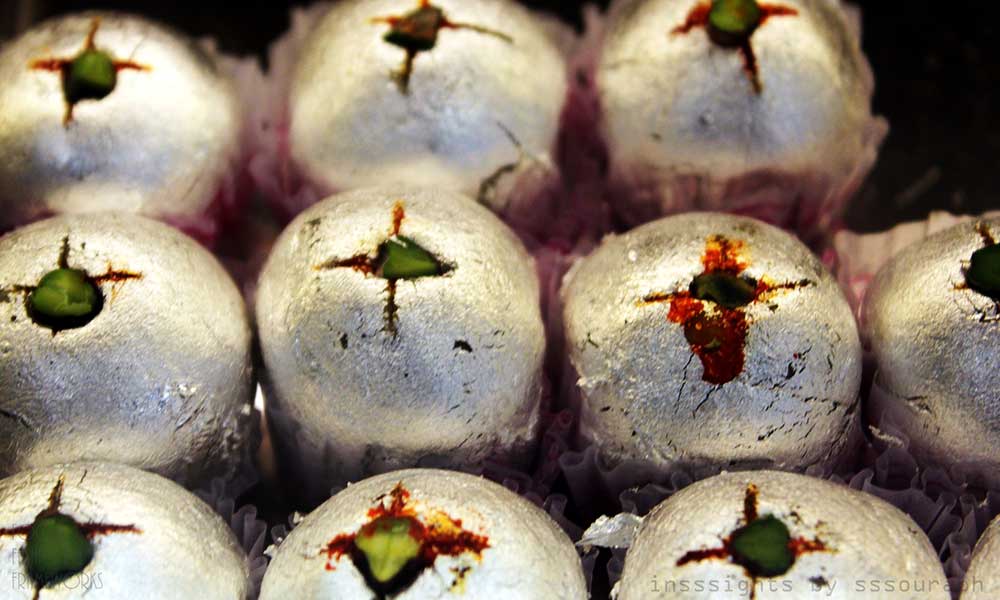 मिठाईयों में गौ-मांस और जहर