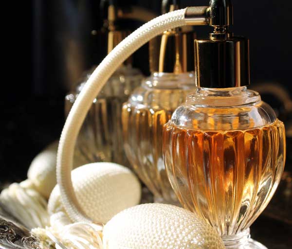 Vintage_Atomizer_Perfume_Bottle