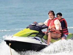 amitabh-riding-mail_010511093633