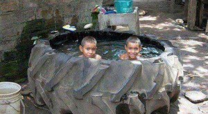 desi-funny-water-pool