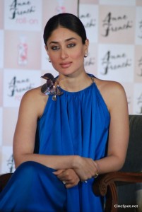 Kareena stunning in Blue Photos_pics _6_