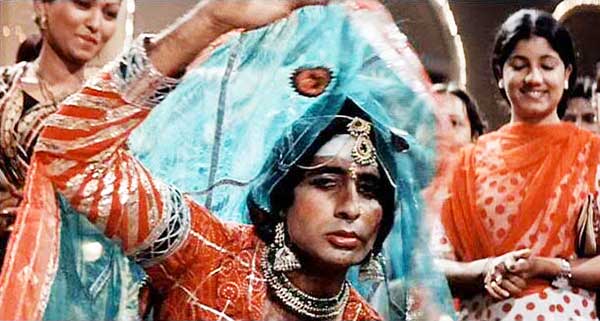 हीरो हिरोइन के किरदार में