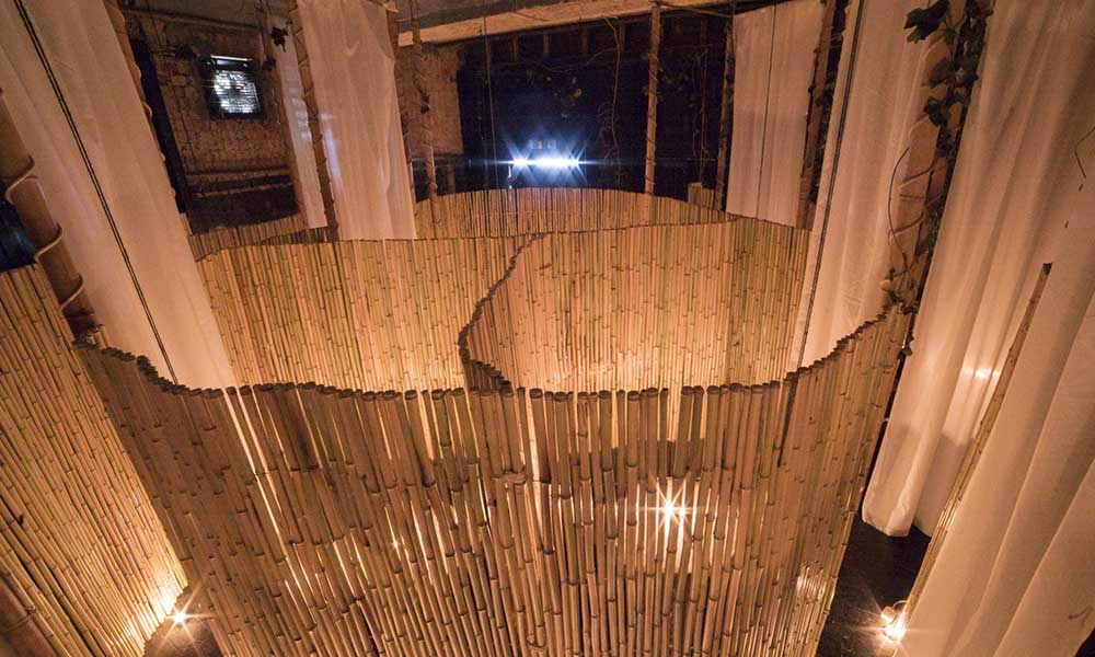 न्यूड रेस्टॉरेंट