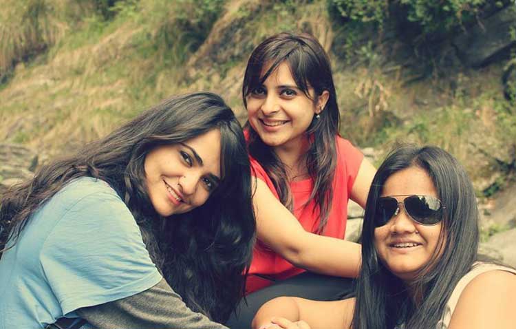 बॉयफ्रेंड के साथ घुमने जाने के बहाने