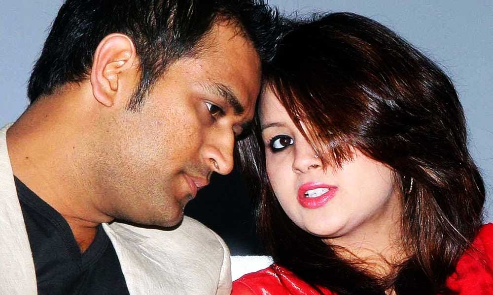 साक्षी धोनी की तस्वीरें