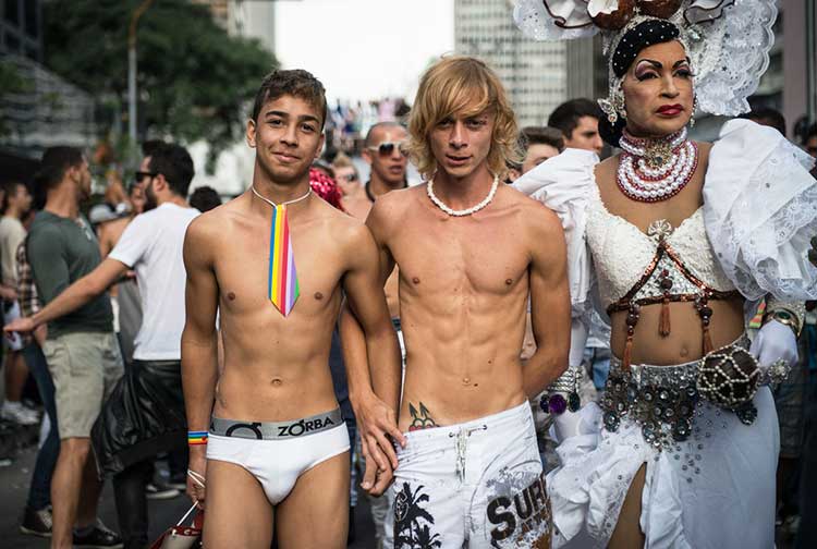 समलैंगिक रिश्ते और समान सेक्स