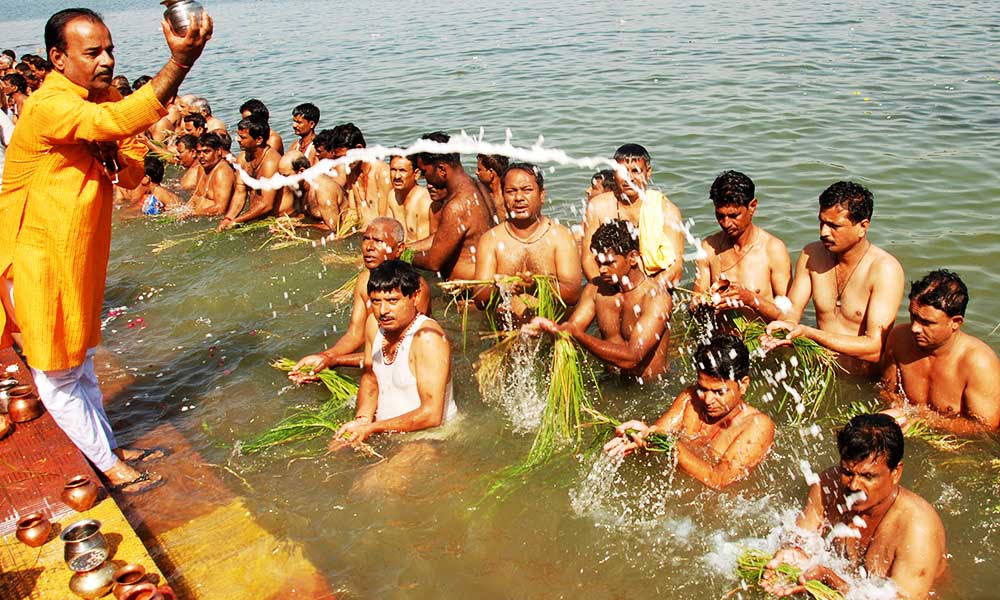 पितरों का श्राद्ध