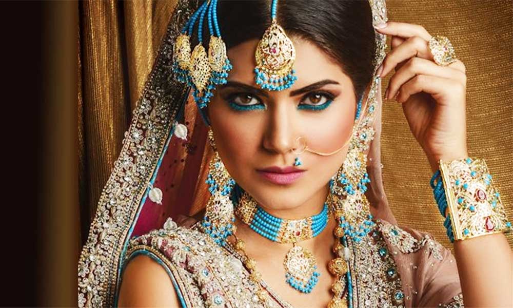 गहनों की चमक