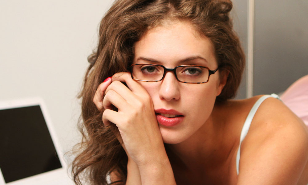 नग्न महिला डॉक्टर