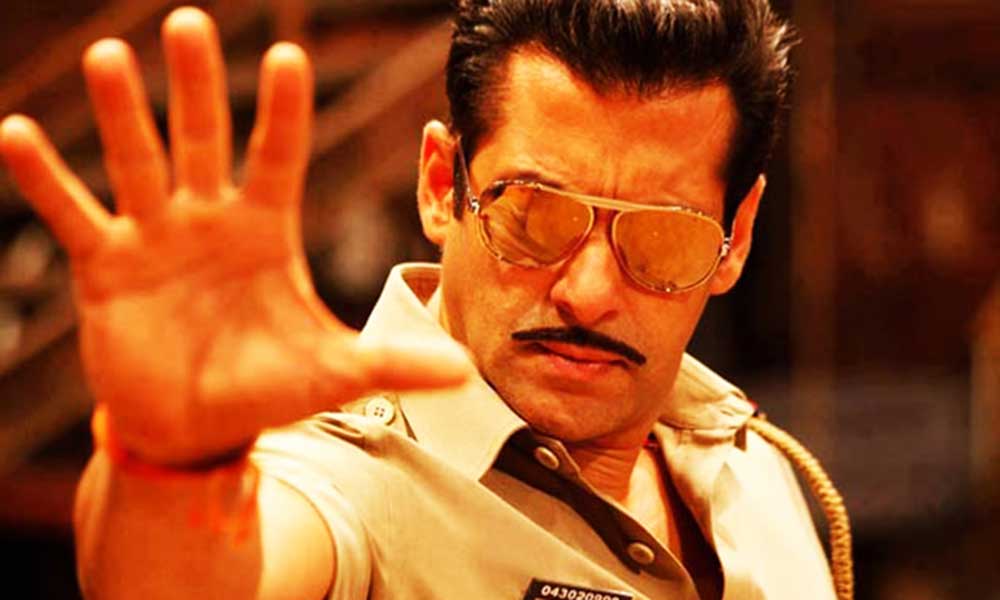 सलमान खान एक्ट्रेस को ऑन-स्क्रीन किसिंग