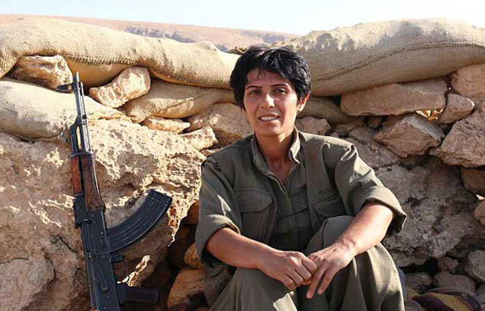 महिला फाइटर