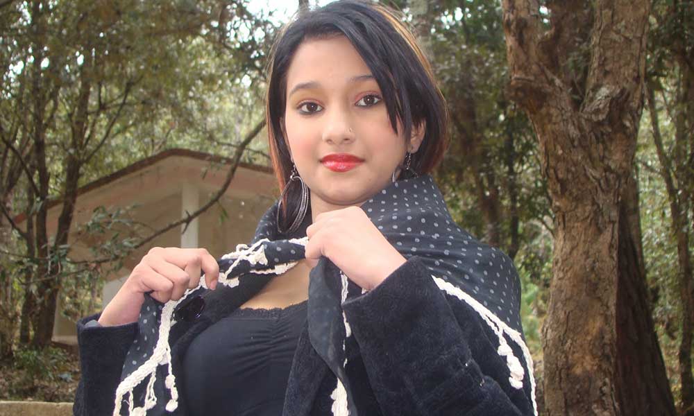 नेपाल की सनी लियोनी