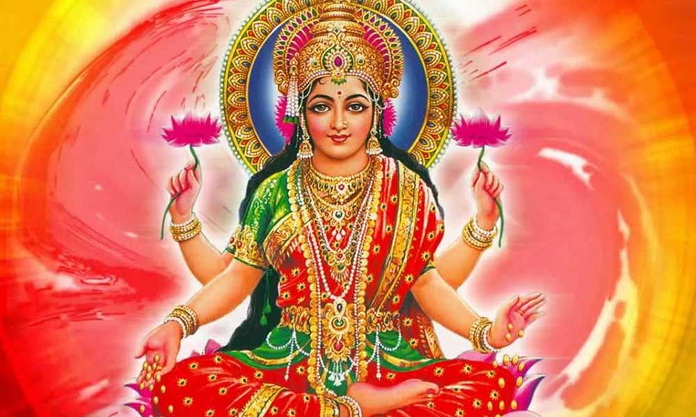 माइली के घर लक्ष्मी पूजा