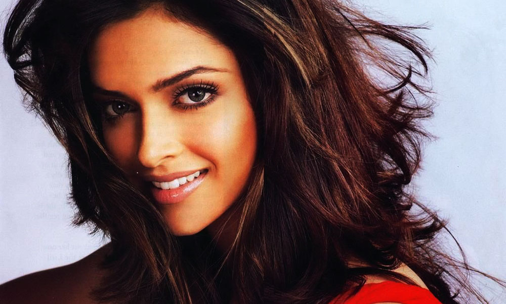 बॉलीवुड अभिनेत्रियों की फीस