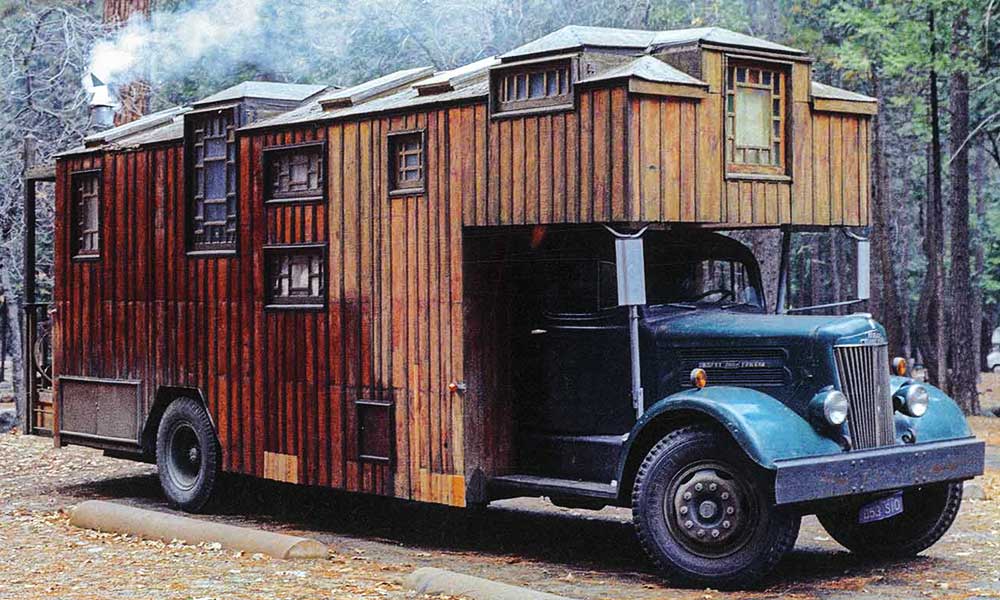 ट्रक में दुनिया घूमना