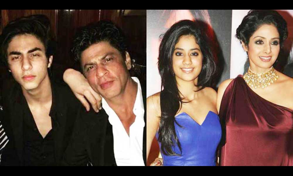 सितारे जो अपने पैरेंट्स जैसे दिखते है