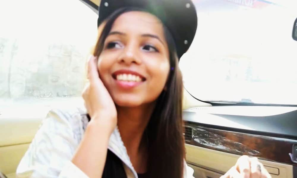 ढिंचैक पूजा की जुएँ