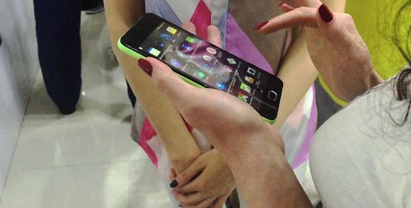 स्मार्टफोन की स्पीड और बैटरी लाइफ