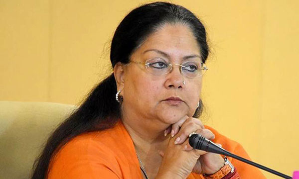 मुख्यमंत्री जो कम सैलरी लेते है