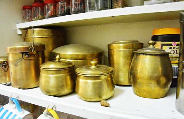 पीतल के बर्तन
