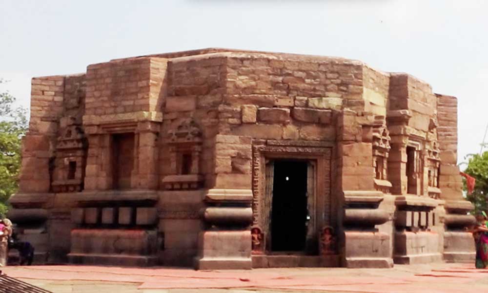 पुराने मंदिर