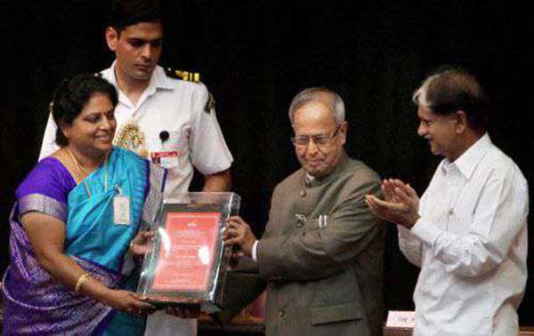 डॉ टेसी थामस