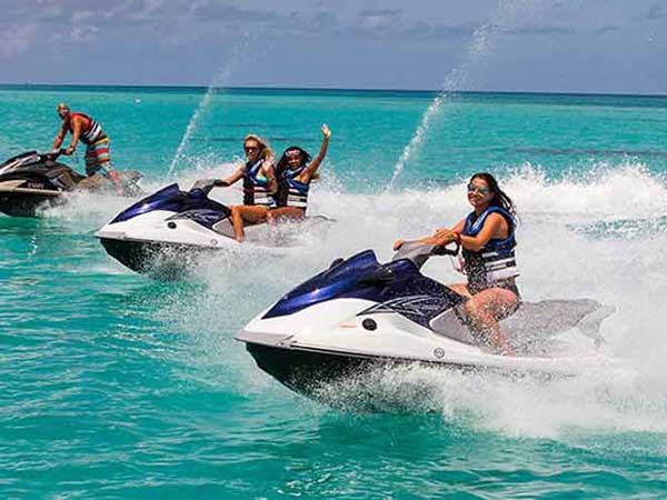 बनारस में गोवा का मजा