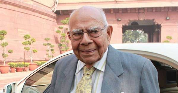 बड़े वकीलों की फीस