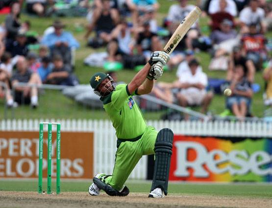 लंबे छक्के