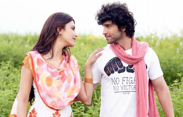 गर्लफ्रेंड के साथ फिल्में देखना