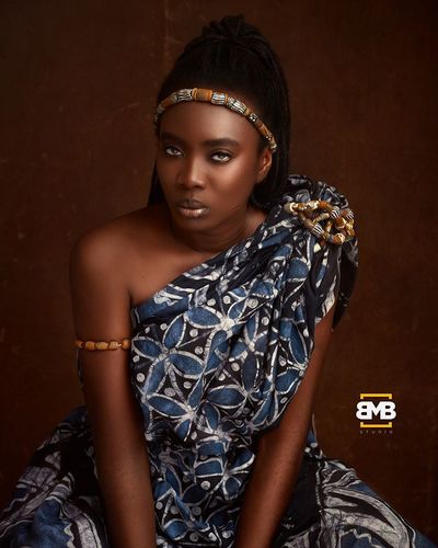 बाइसोला मोफेलुवा बामियुवा