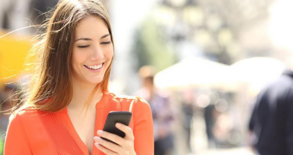 मोबाइल मार्केट