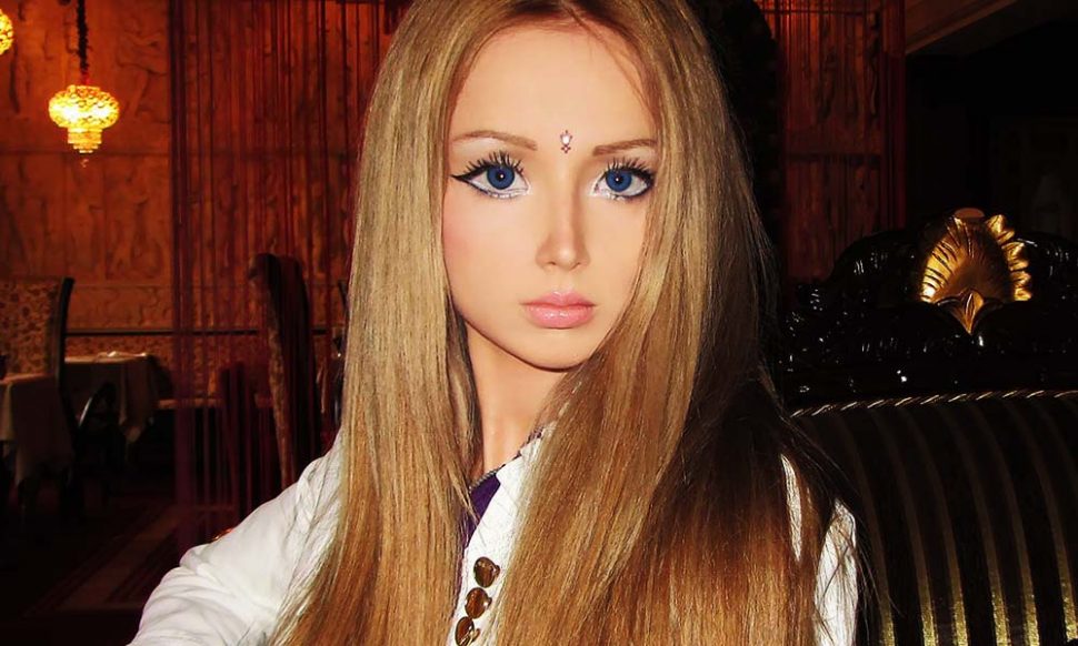 औरतें जो अजीब है