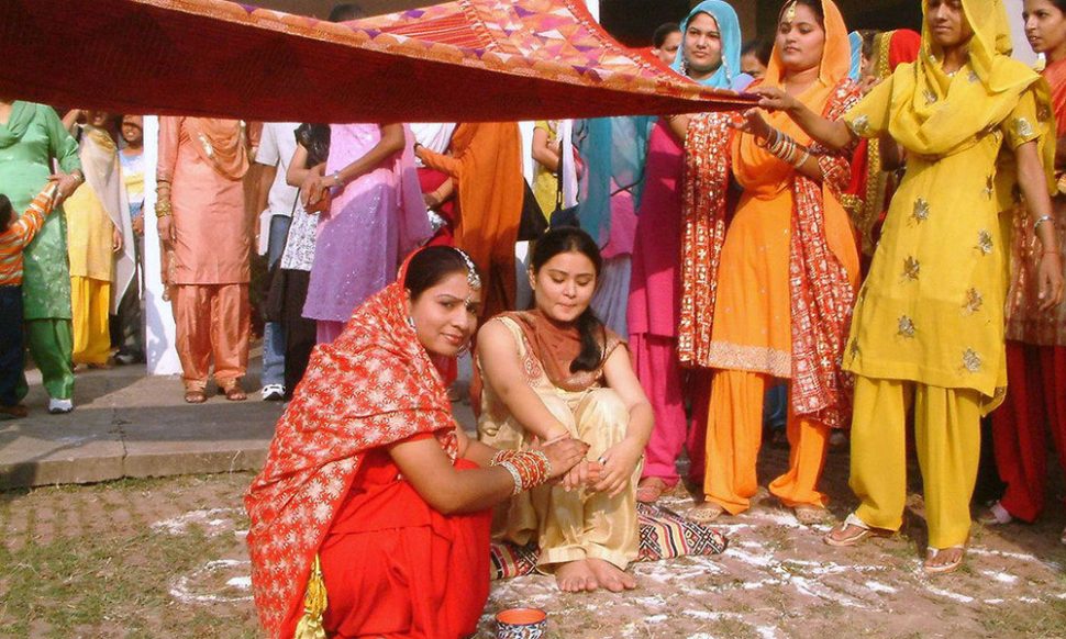 पहा‍डी लड़कियों की हाइट