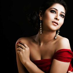 लड़कियों के हॉट लुक