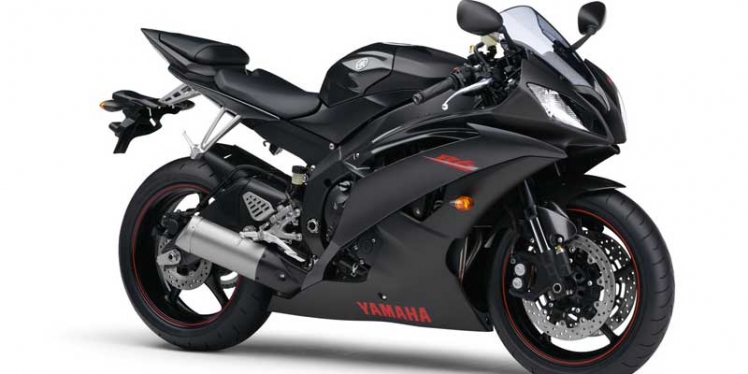 Yamaha-black-motorbike