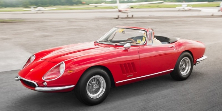 1967_Ferrari_275_GTB_4S_Spider