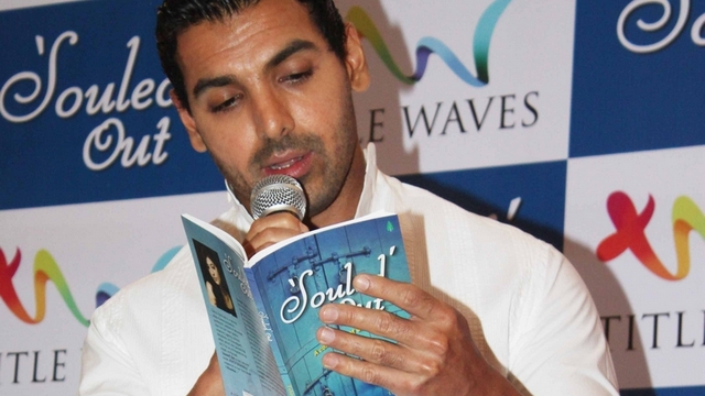 john-abraham-unveils-souled-out-book-pictures057