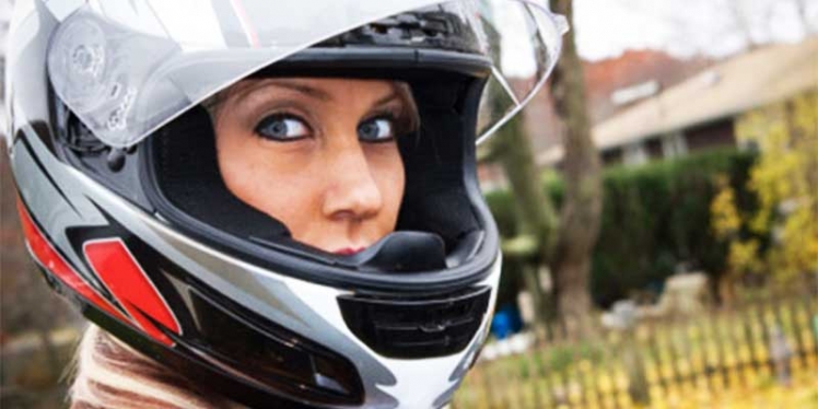 female-biker-helmet
