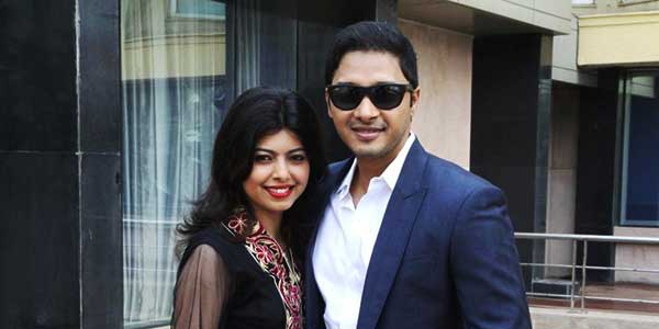 shreyas-talpade-with-wife-deepti-talpade