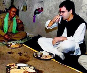 rahul-gandhi-dalit-dinner