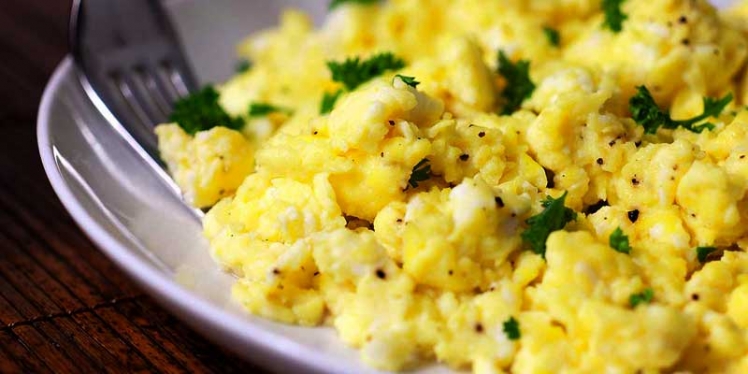 truffle-scrambled-eggs