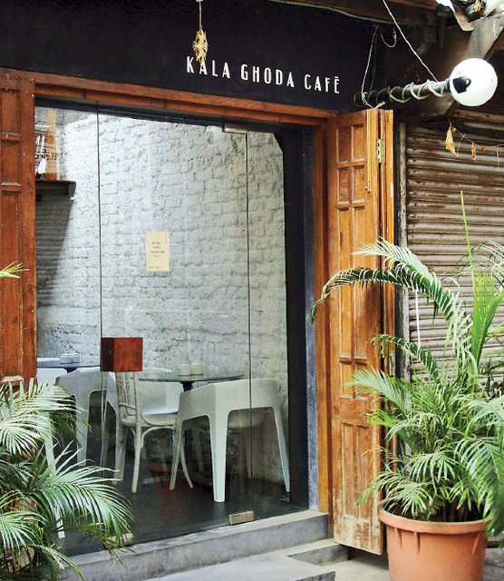 KalaGhodaCafe_Gate