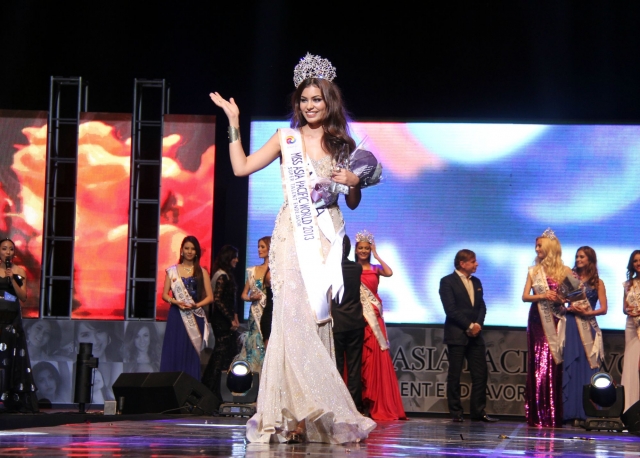 1-Srishti_Rana_crowned_as_Miss_Asia_Pacific_World_2013.